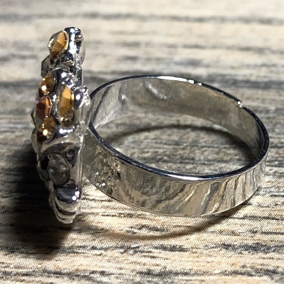 Hello Kitty Rhinestone Ring - Picture 4 of 5